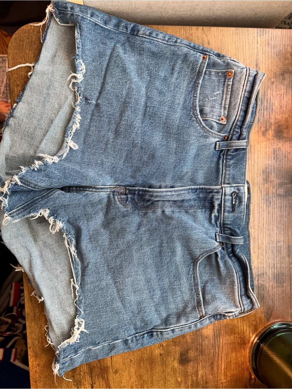 Frayed Hem Denim Cutoff Shorts - Light Blue